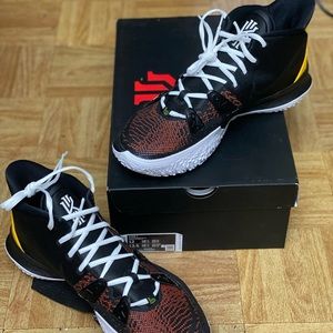 Kyrie 7s Men’s Size 11 Brand New